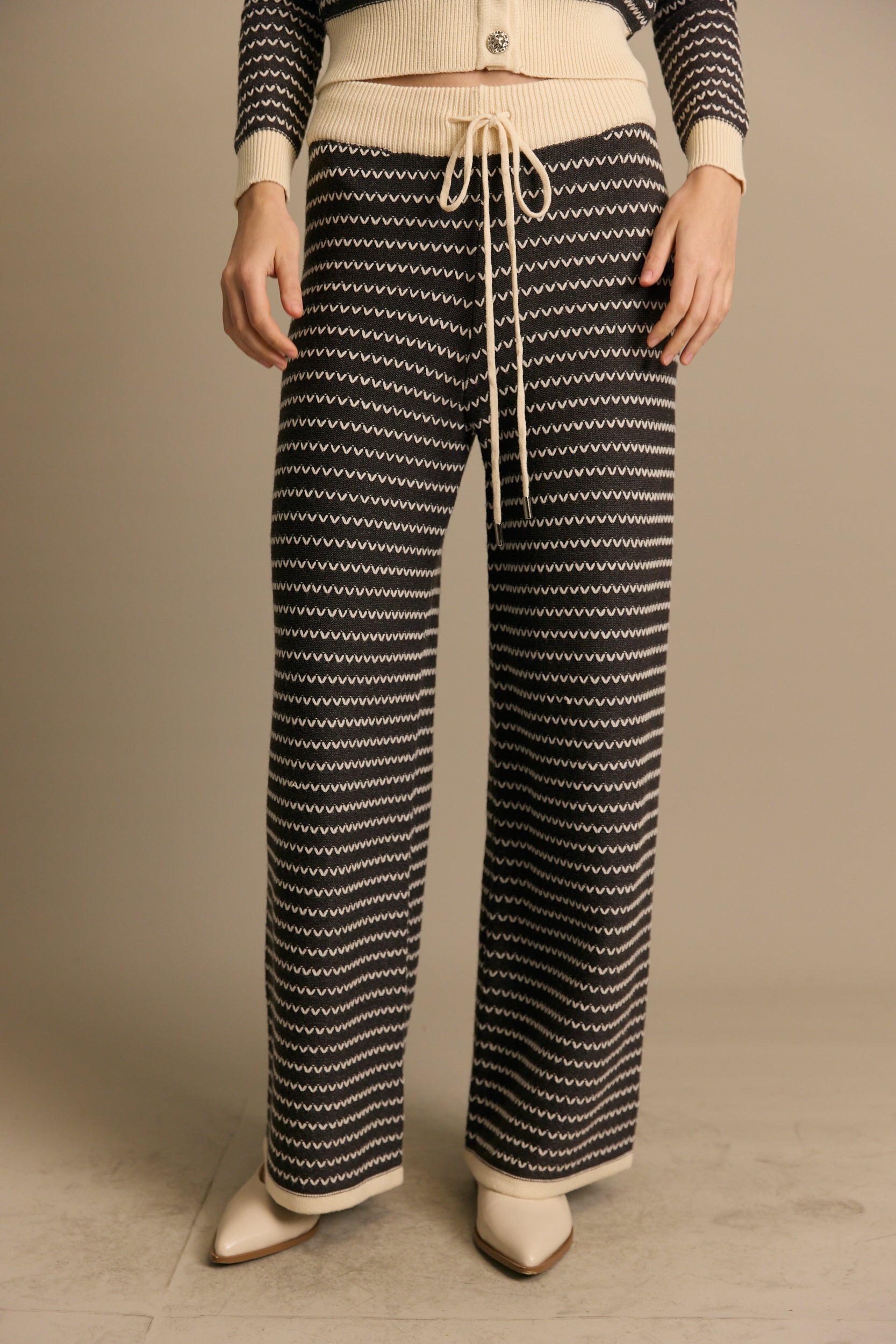 מכנס חליפת סריג פסים שרוך