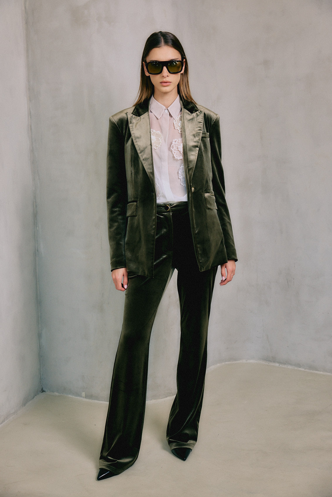 מכנסיים קטיפה מתרחבות