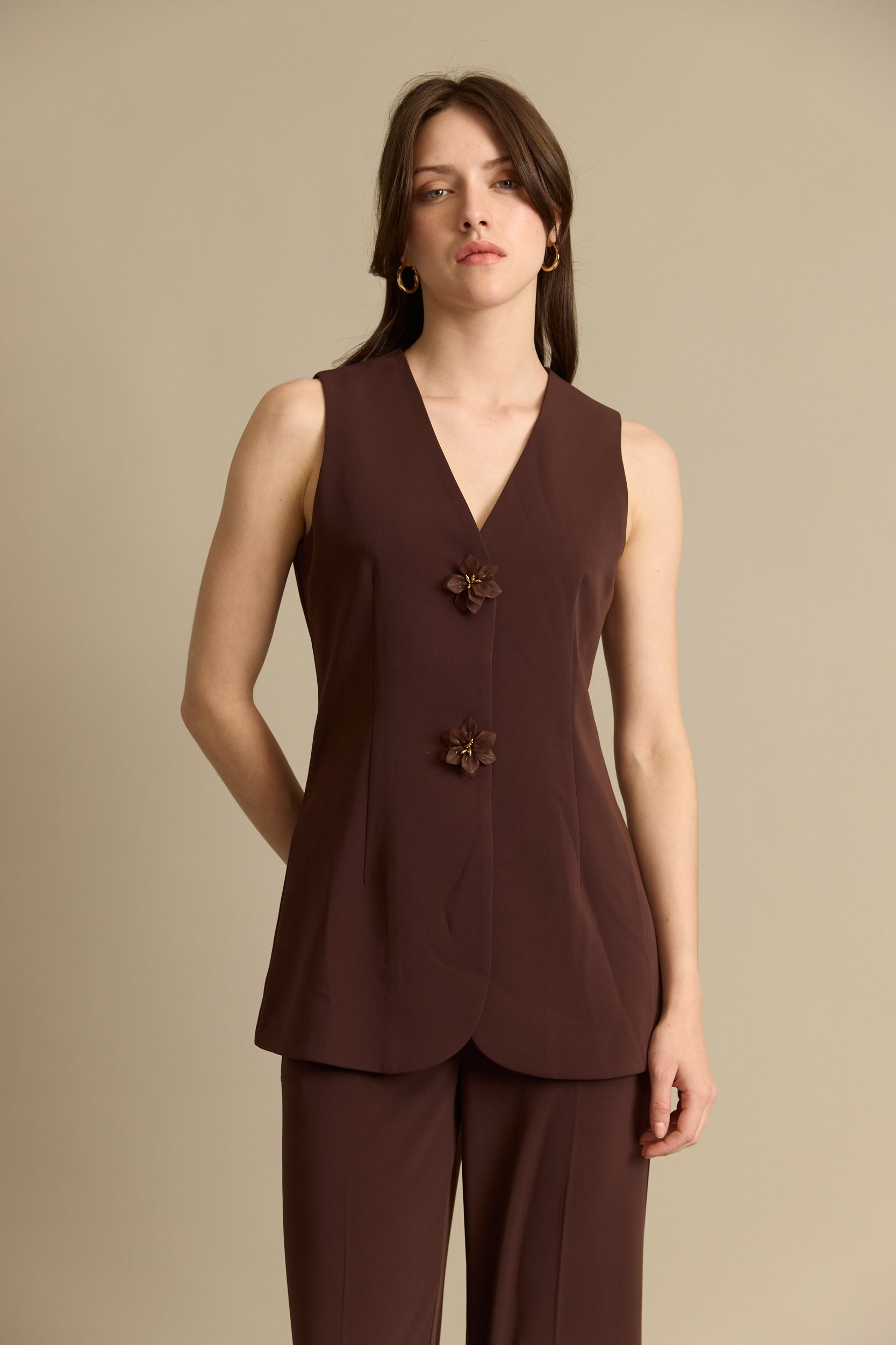 ווסט מחוייט כפתורי פרחים