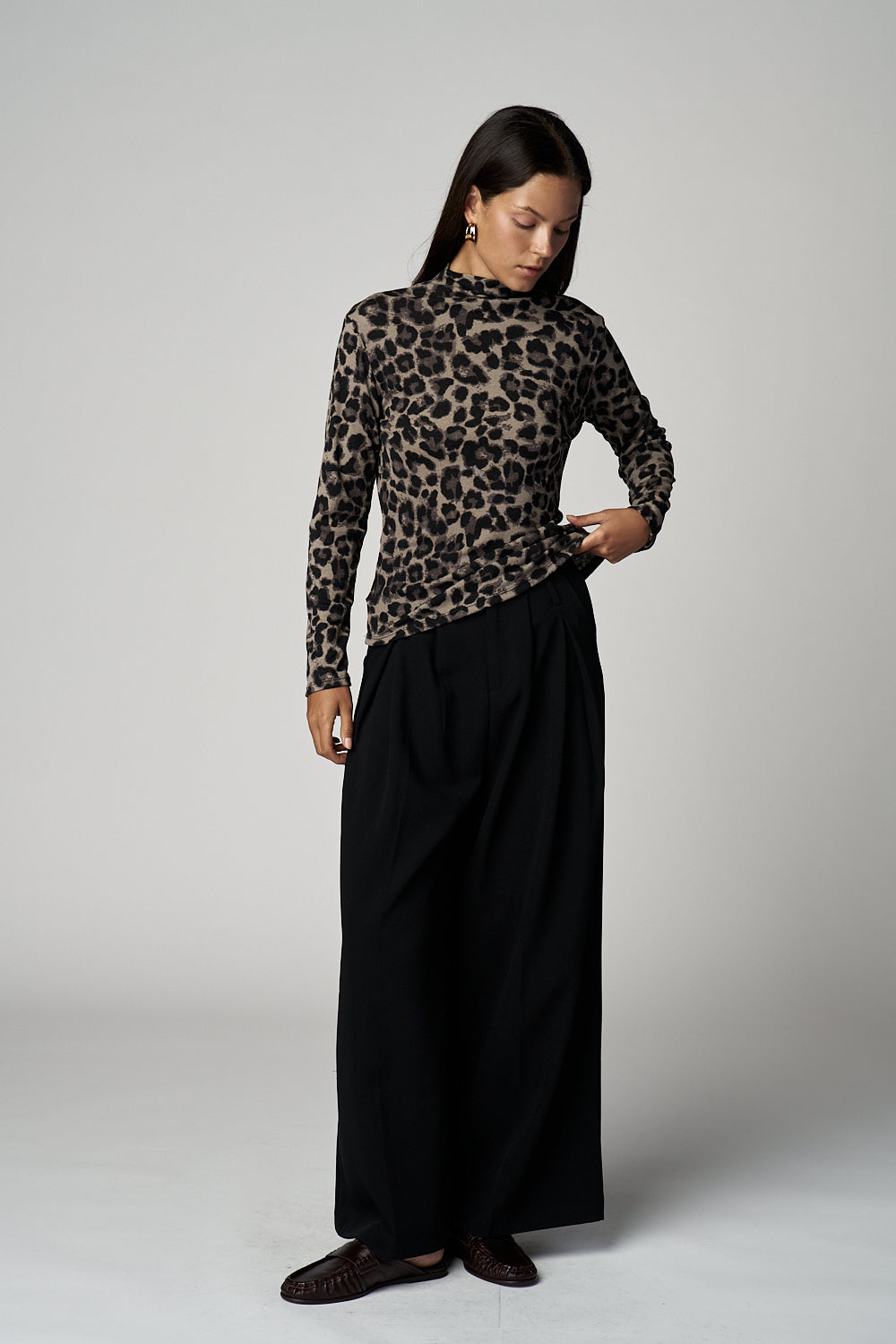 חולצת גולף leopard